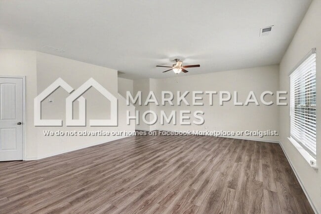 Photo - 105 Weston Way NW