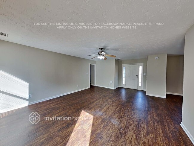 Photo - 230 Graystone Dr