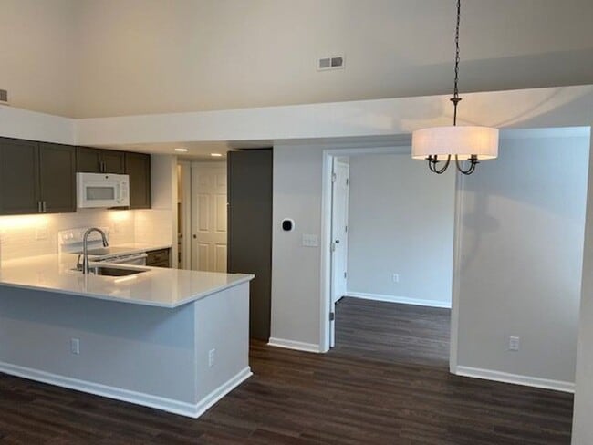 Photo - Bright Two Bedroom Condo at Powderhorn Unidad D