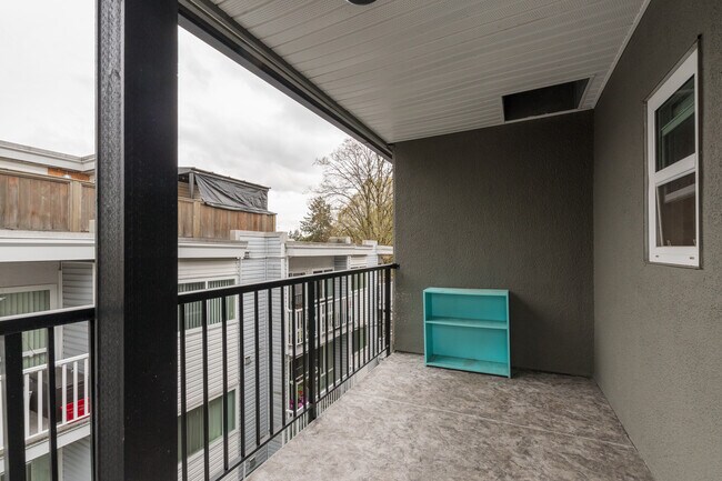 Photo - 1985 W 8th Ave Unit 203