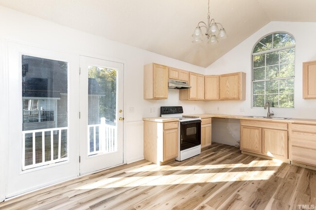 Photo - 326 Wilson St