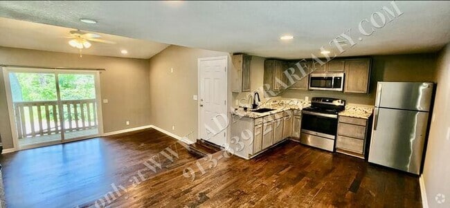 Building Photo - Nice Updated 3 Bed, 1 Bath in KCK-Availabl... Rental
