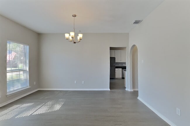 Photo - 1113 Merribrook Ln