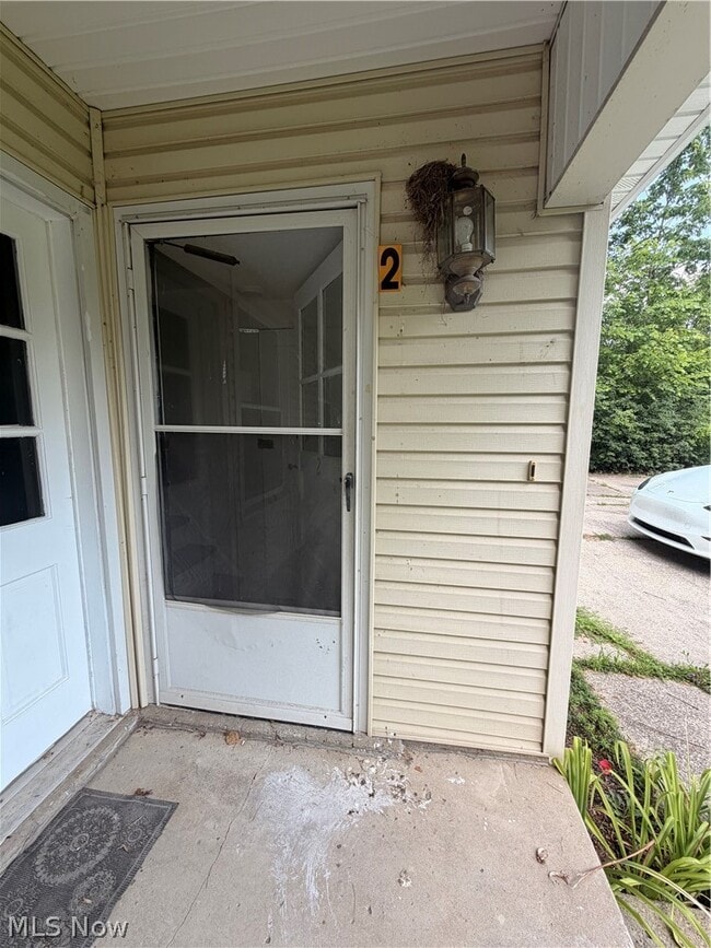 Photo - 1399 Barlow Rd Unit 2