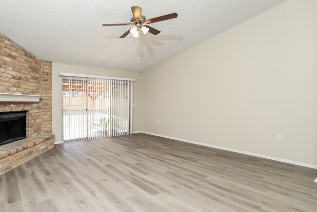 16118 Rocky Creek