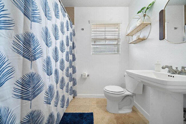 Photo - 3237 Rosedale St Unit 2