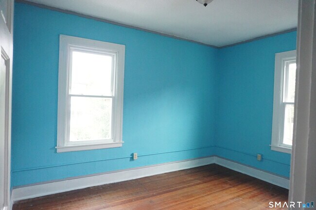Photo - 472 Prospect Ave Unit B3