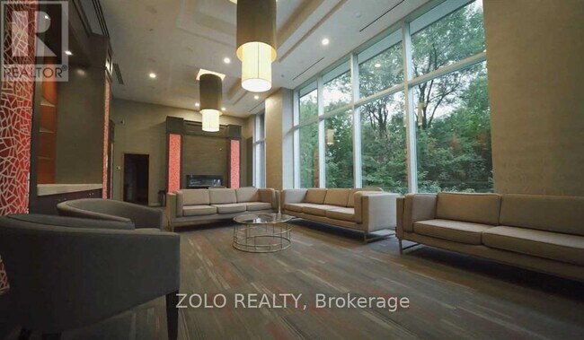 Photo - 8763 Bayview Ave Unité 325