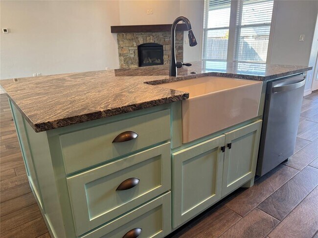 Photo - 8409 NW 133rd St