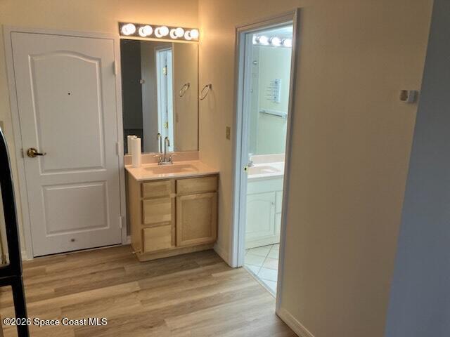 Photo - 2180 Country Club Dr Unit 215