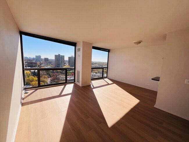 Photo - 4343 N Clarendon Ave Unit 1701