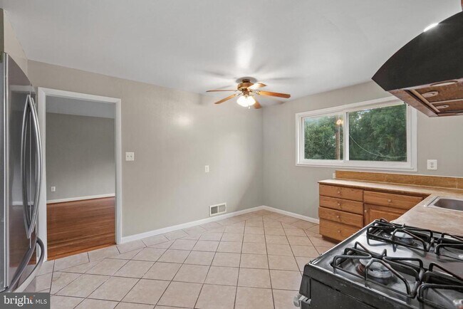 Photo - 4511 Holmes Run Pkwy