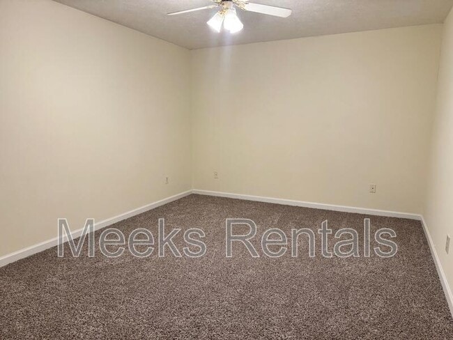 Photo - 109 Botley Ln Unit 6