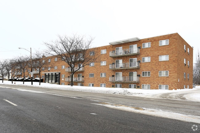 Beachland Manor - Beachland Manor Apartments