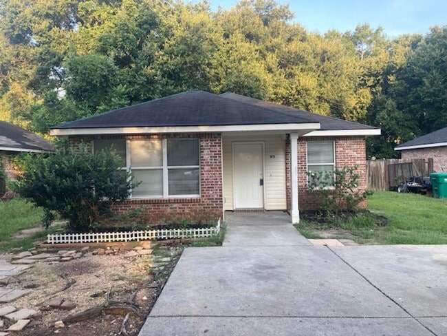 Building Photo - Gulfport 3 Bedroom Rental