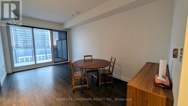 Photo - 95 McMahon Dr Unité 1110