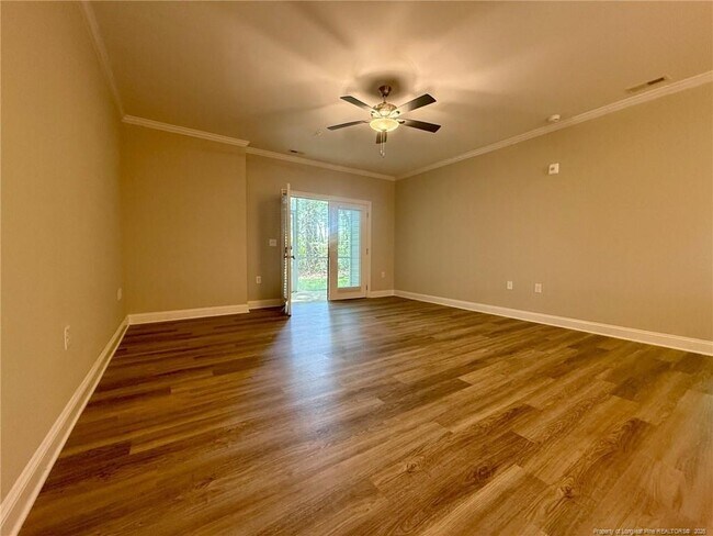 Photo - 188 Gallery Dr