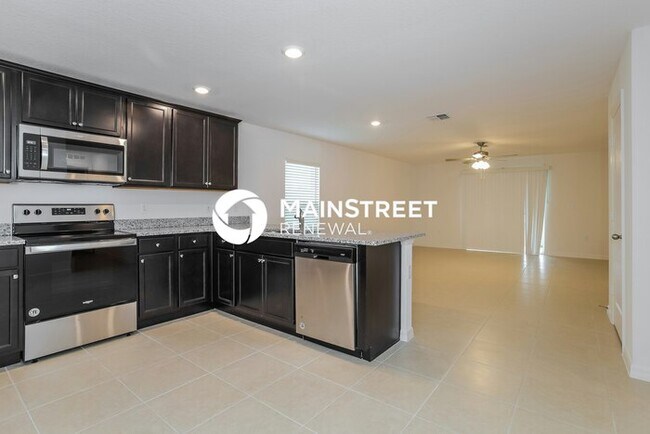 4 Bedroom Pet-Friendly Home in Mascotte, FL with Main Street Renewal