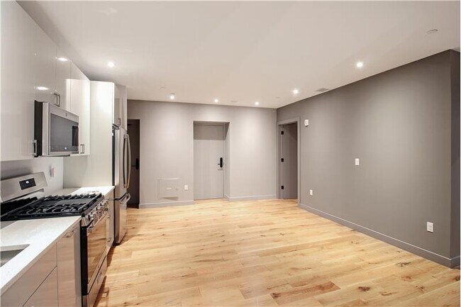 Photo - 448 K St NW Unit 202