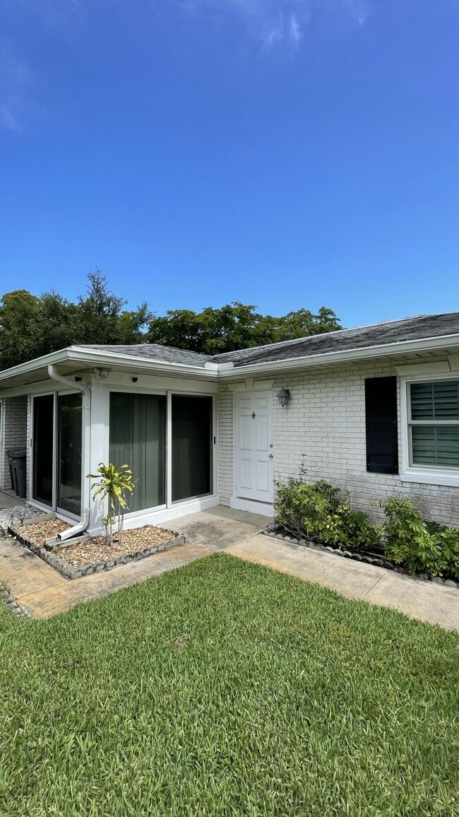 10140 S 44th Dr Unit 372