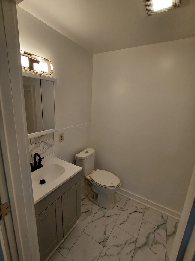 Photo - Fox & Main Apartments Unit 9