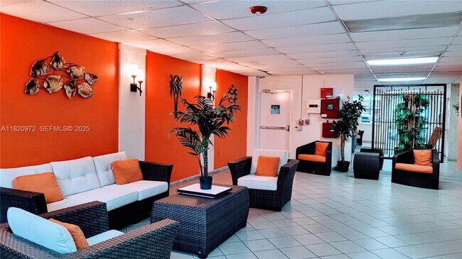 Photo - 524 Washington Ave Unit 213