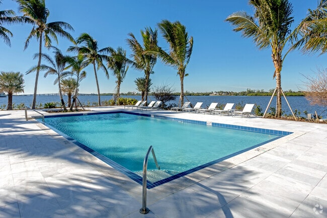 Piscina - 2560 South Ocean