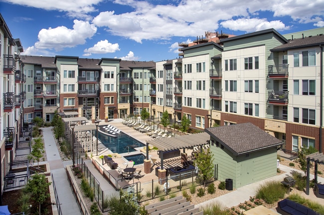 Broadstone on 9th apartments — community photo