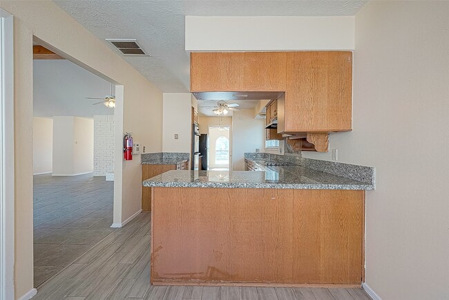 Photo - 830 Kenforest Dr