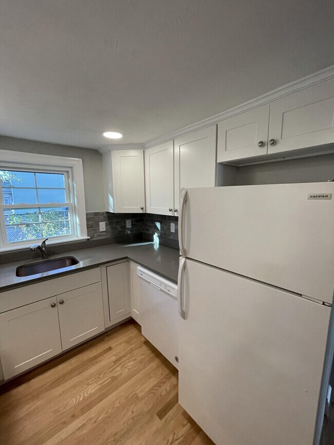 Photo - 30 Linden Ave Unit 1