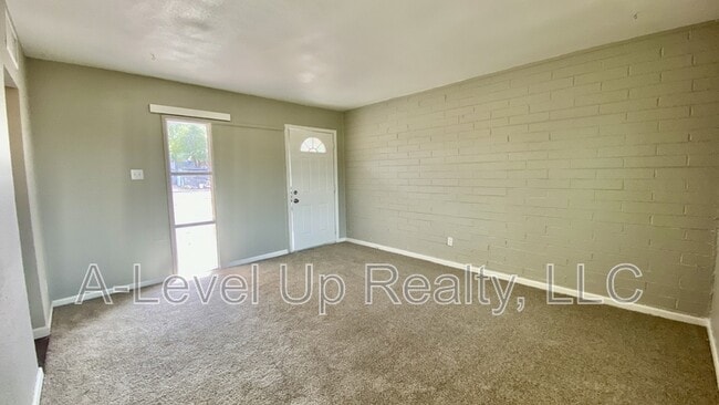 Photo - 3043 E Proctor Vista