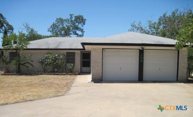 Photo - 309 Myra Lou Ave