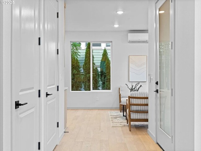 Photo - 1610-1612 SE Morrison St. Unit 1610 SE Morrison St.