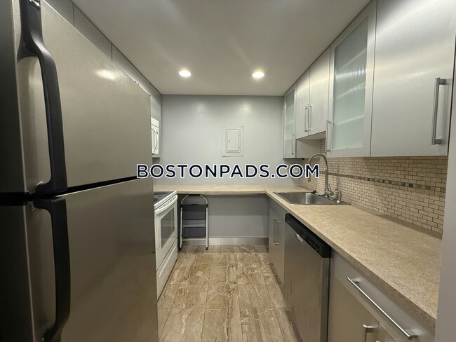 Photo - 50 Broadlawn Park Unit 410