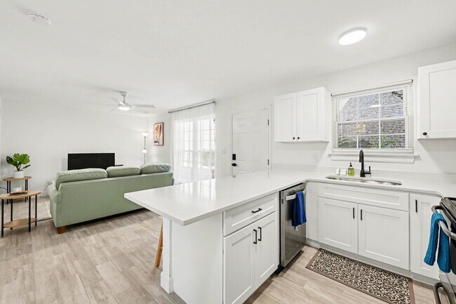 Photo - 867 Colony Dr Unit 99