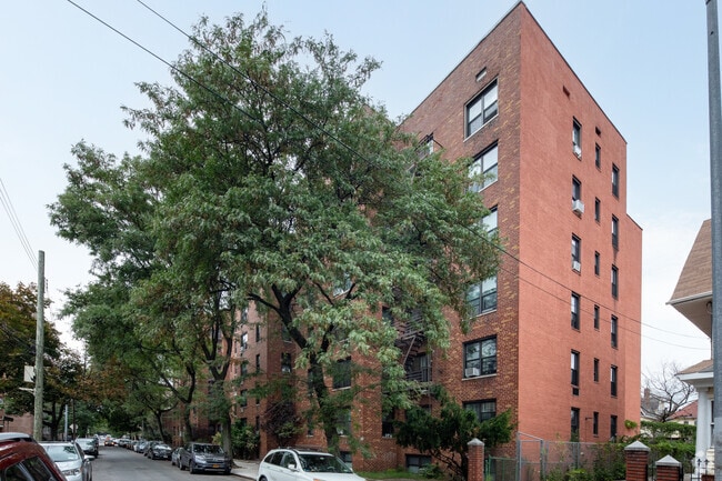 41-25 Case Street
