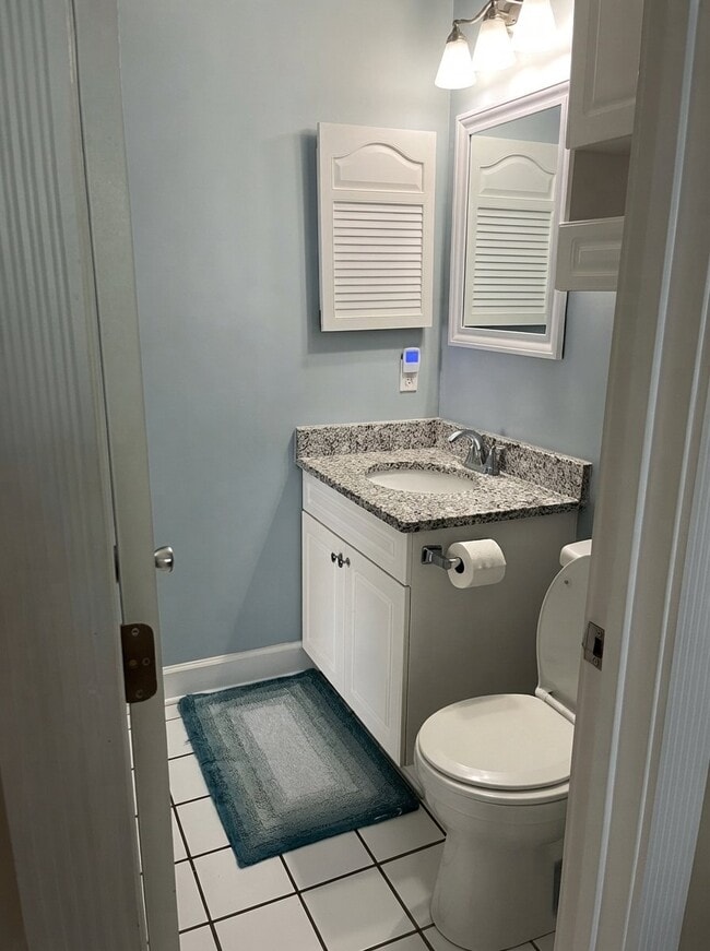 4185 Hibiscus Dr Unit 201