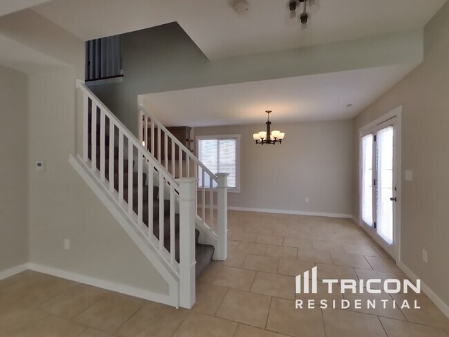 Photo - 620 Scotch Pine Dr