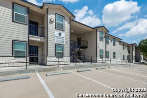 5415 Ingram Rd Unit 1101