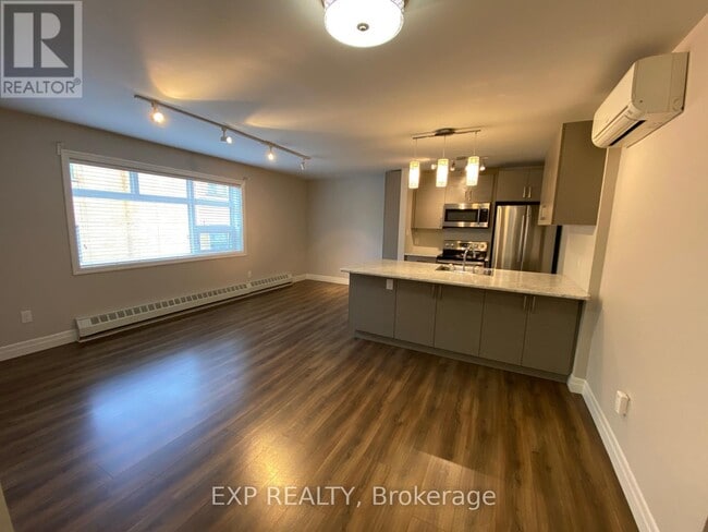 Photo - 5 Paisley Blvd E Unit 102