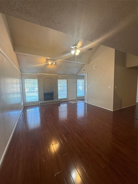 Photo - 5207 Sweetwind Ln
