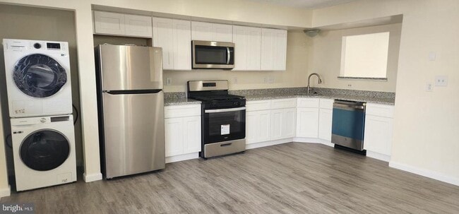 Photo - 2710 Claybrooke Dr