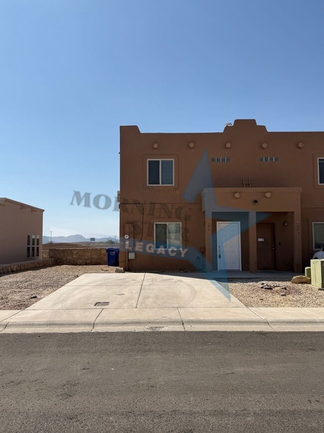 Building Photo - Like NEW! Location & Quality! Rental