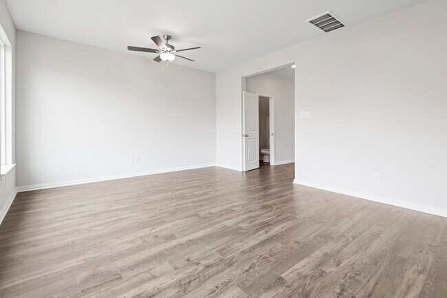 Photo - 23127 Glory Orchid Dr