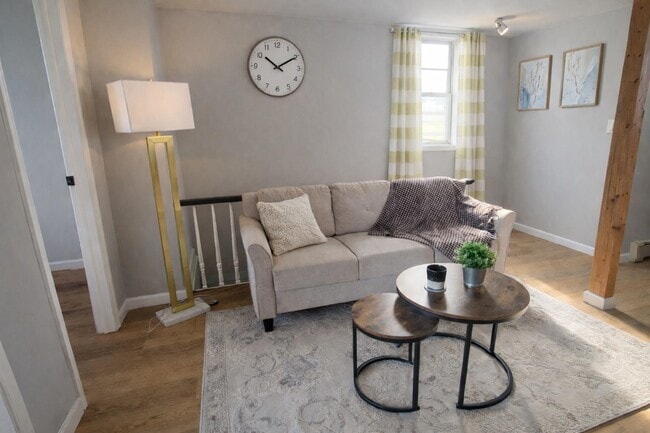 6119 Jefferson St Unit 3