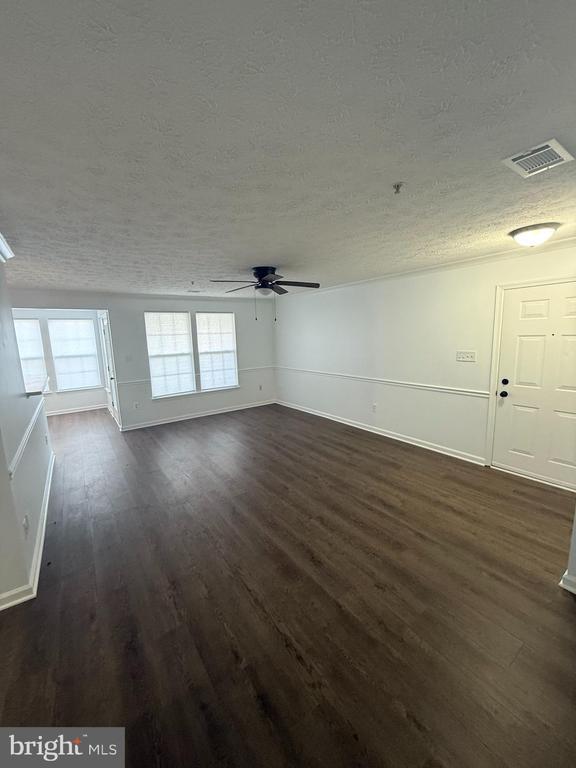 Photo - 6413 Weatherby Ct Unidad D