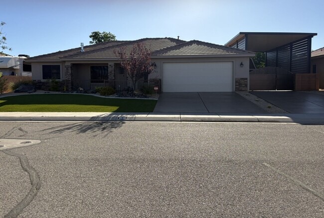 Building Photo - Beautiful Home In Hurricane