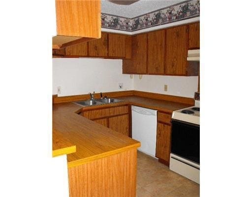 Photo - 1535 Richmond Dr
