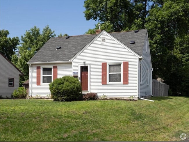 Building Photo - 4032 Webster Ave S Rental