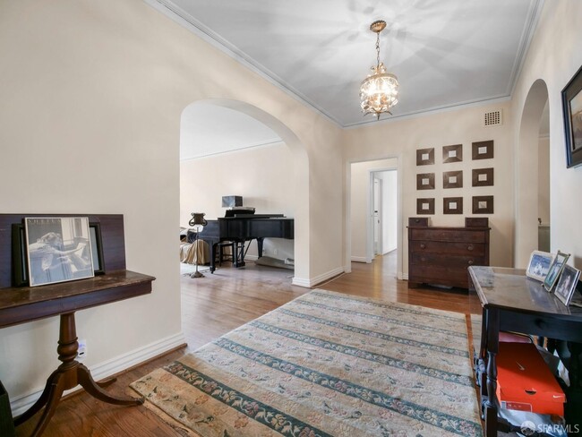 Photo - 1880 Jackson St Condo